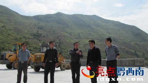 <a href=http://m.v15510.com/news/zhenfeng/ target=_blank class=infotextkey>ؑSh</a>hίίhL(zhng)֝׌{(dio).JPG