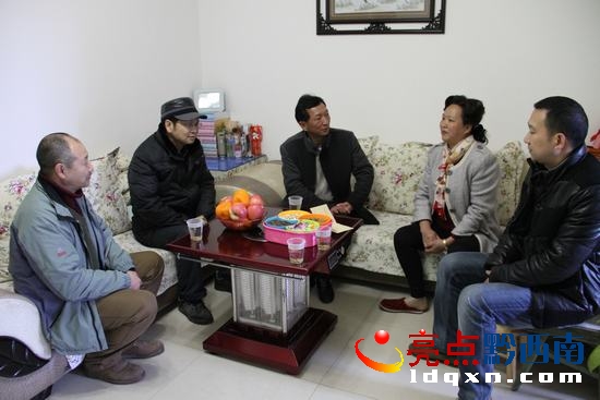 圖為慰問現(xiàn)場(chǎng)。.jpg