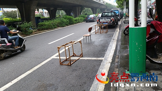 將公路占為己有這文明嗎？.jpg