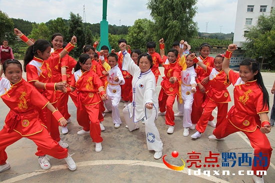 解興仁長(zhǎng)壽之鄉(xiāng)與太極拳延年益壽之迷 (1).jpg