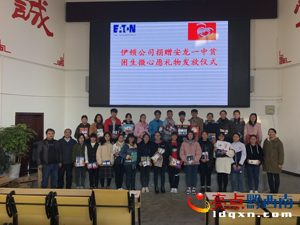 合影3.jpg
